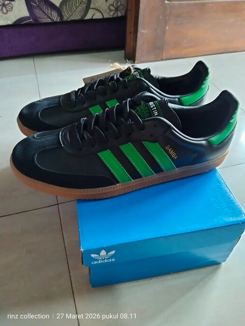 Adidas samba OG team austin photo 1