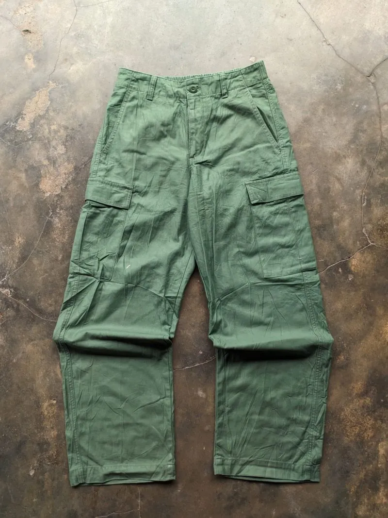Uniqlo cargo baggy pants photo 1