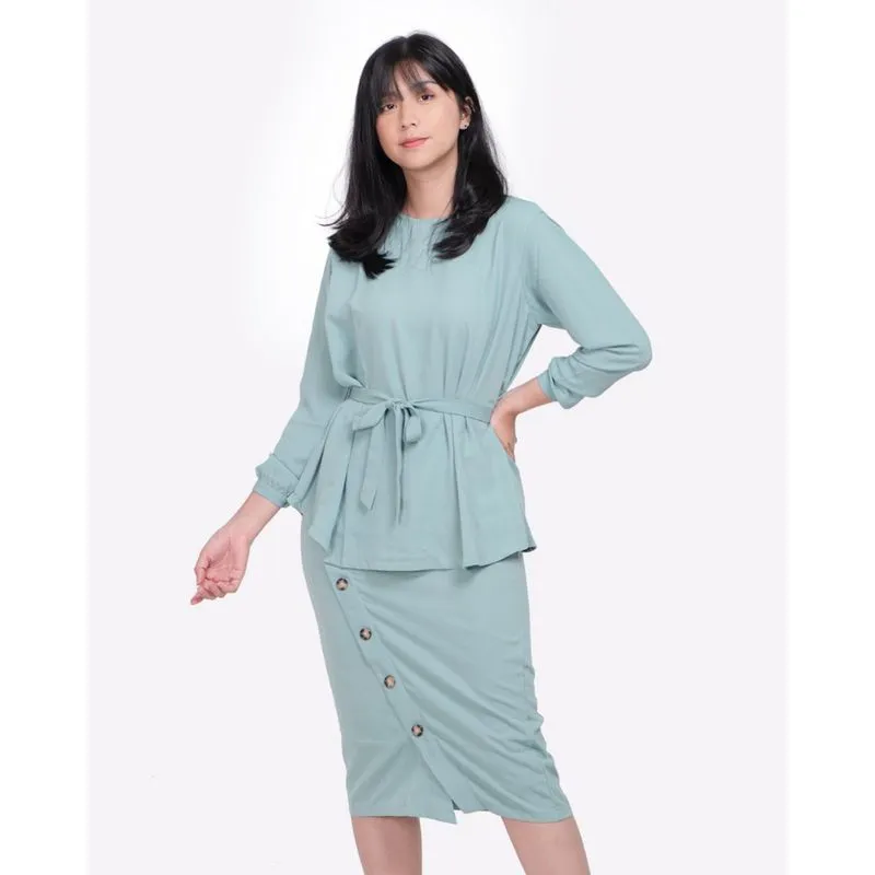 Baju kerja one set adorableproject olinda basic set photo 1