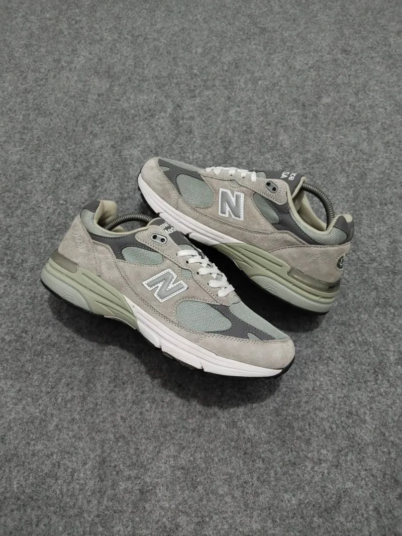 new balance 993 photo 1