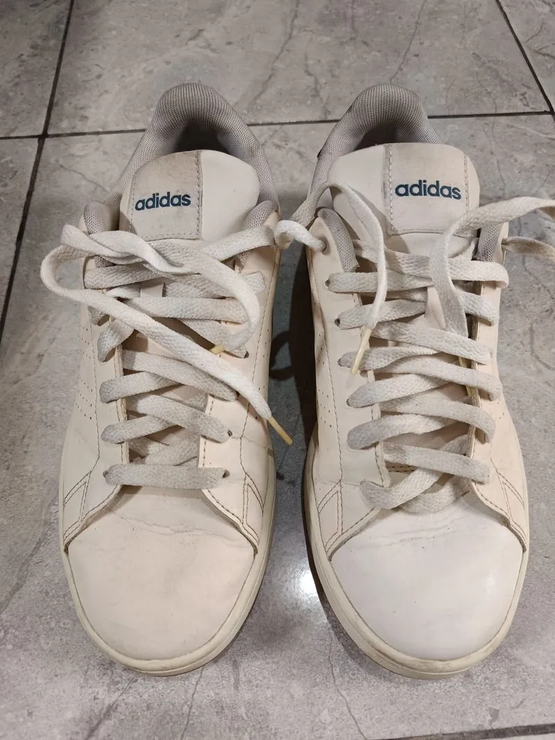 Sepatu Sneaker Adidas Advantage White Size 42 photo 1