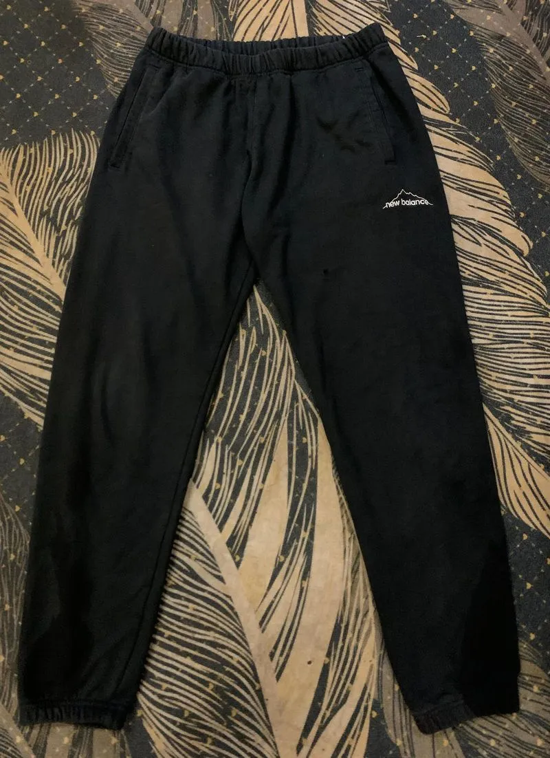 New Balance Jogger pants photo 1