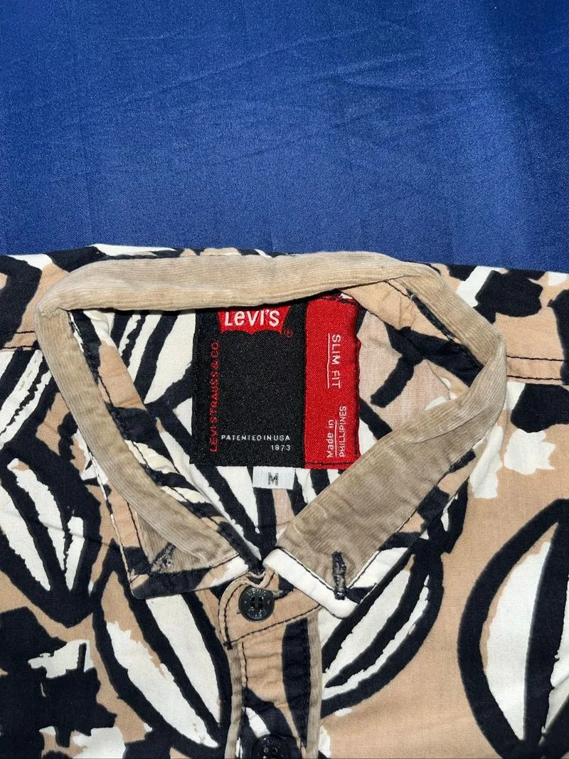 LEVI’S slimfit casual shirt  photo 1