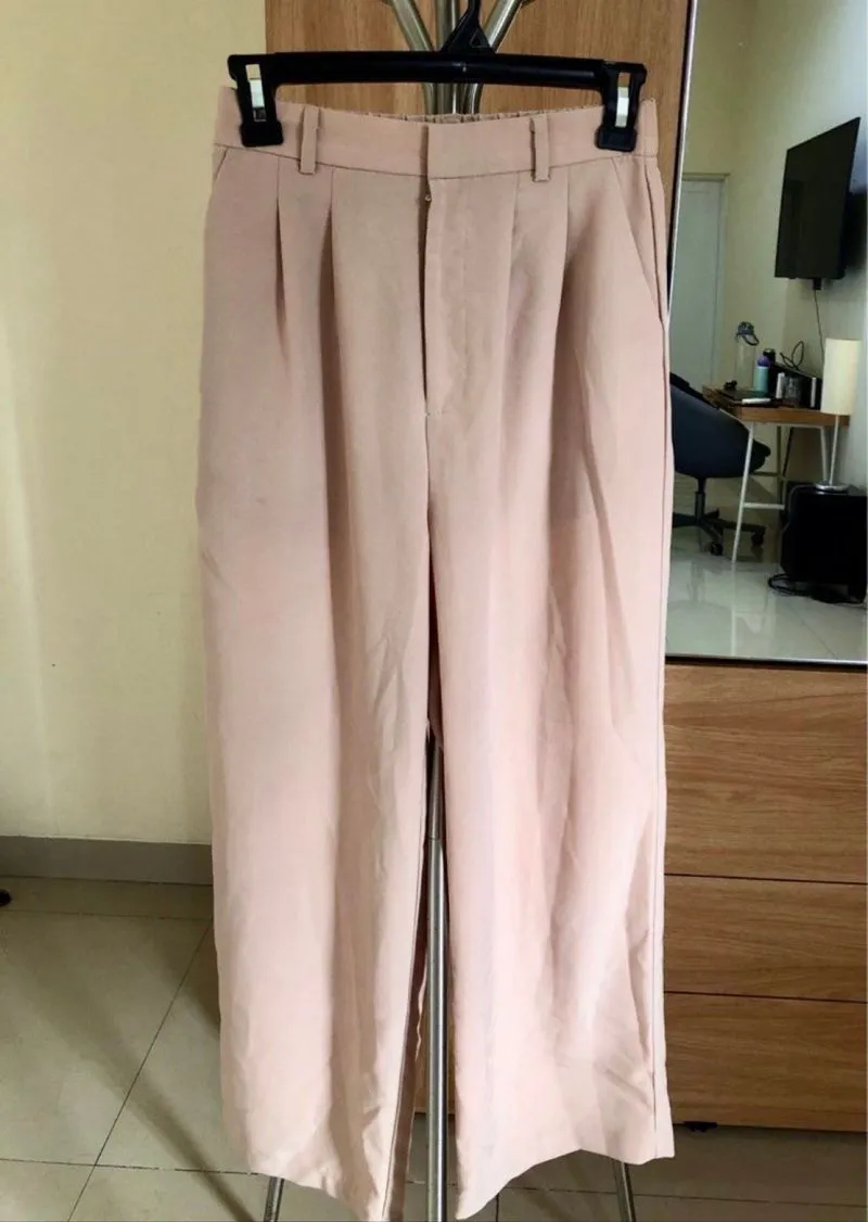 Preloved Cream Cotton & Sunday Oliver Pants  photo 1