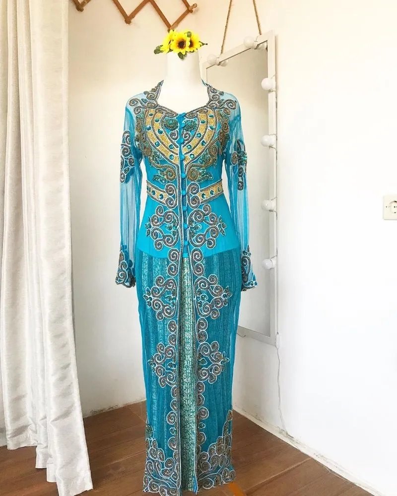 Pakaian adat Pakaian Nasional Wanita blue photo 1