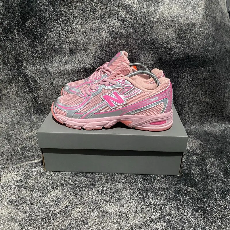 New balanc* 740 pink metalic photo 1