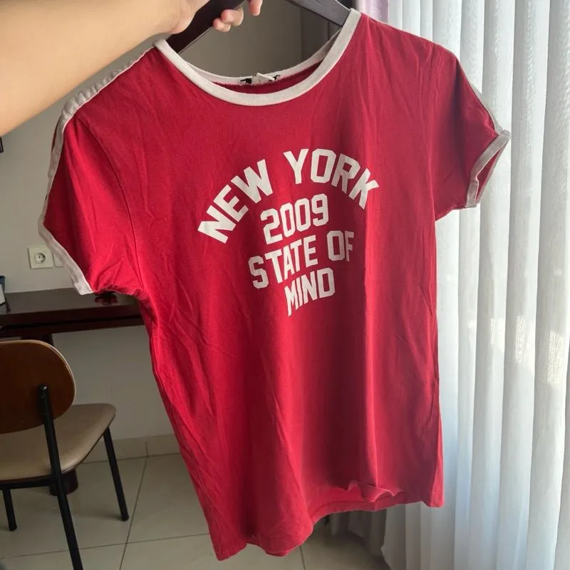 Forever 21 Casual T-shirt Wanita red photo 1