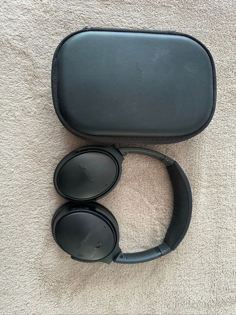 Bose QC35ii Noise Cancelling Headphones photo 1