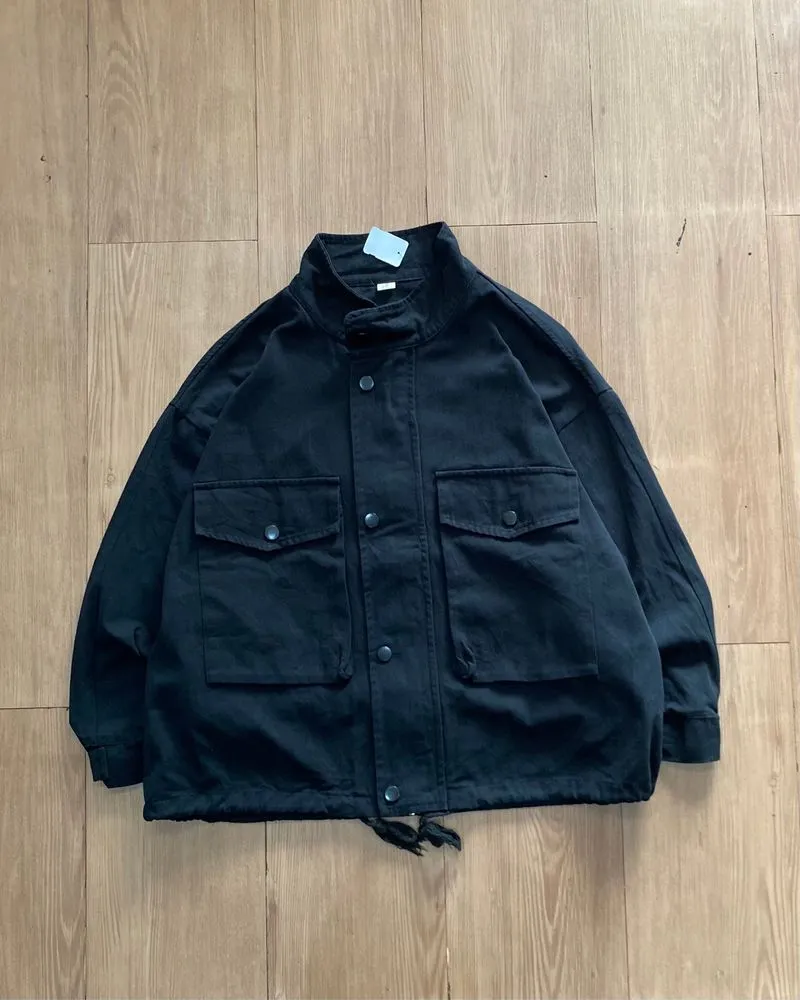 BOXY OUTERWEAR BIG POCKET MILITARY SHORT - MINDBLING photo 1