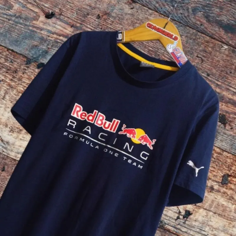 PUMA RED BULL RACING F1 TEAM photo 1