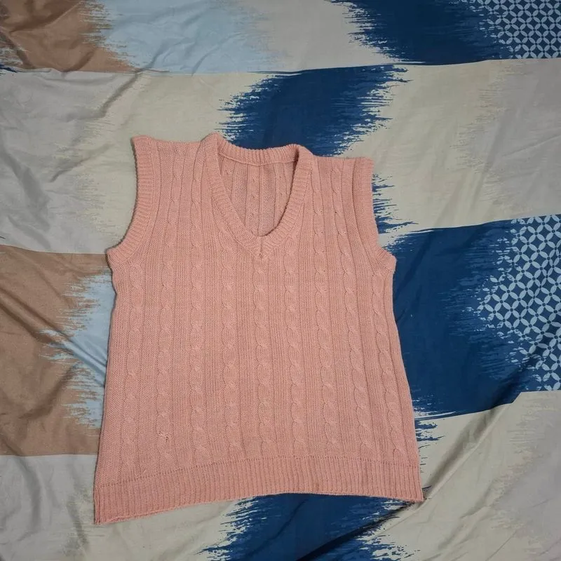 knitted vest (rompi rajut) photo 1