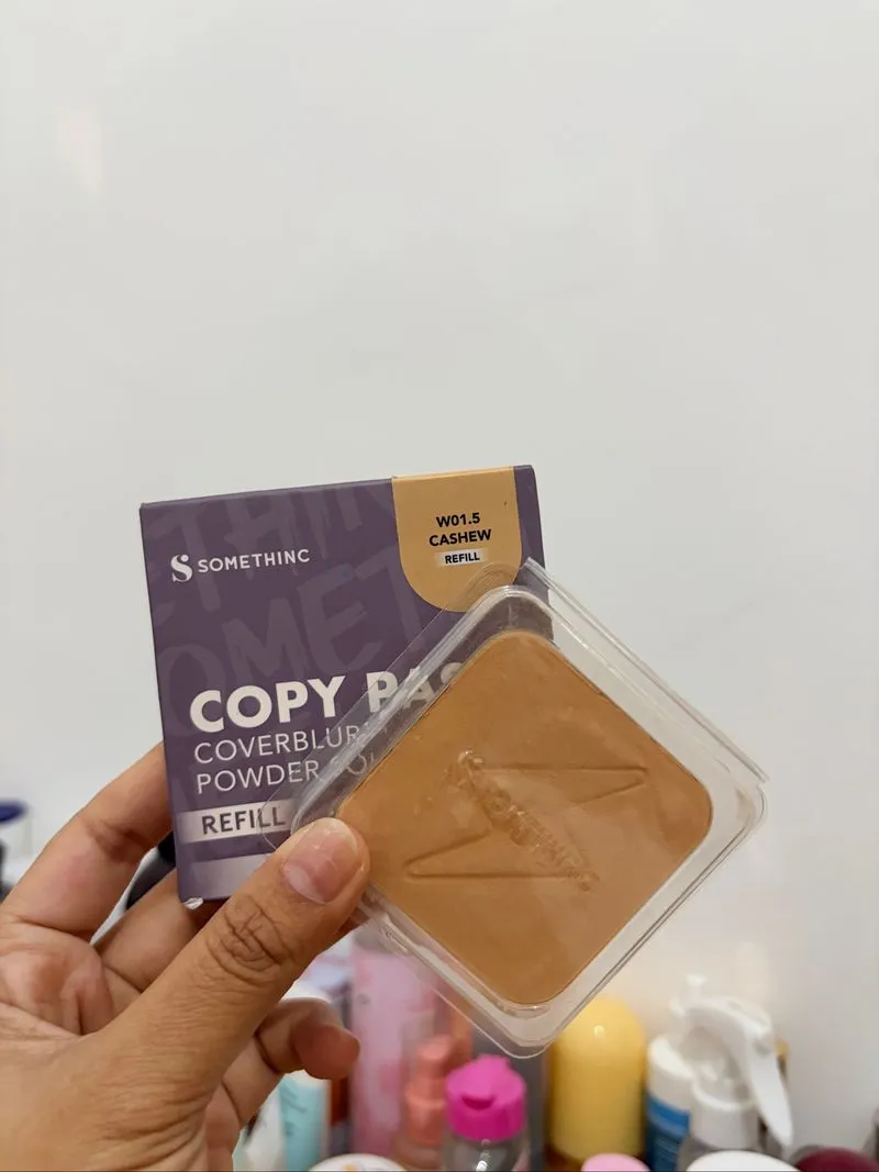 Somethinc Fowder Foundation Refill photo 1