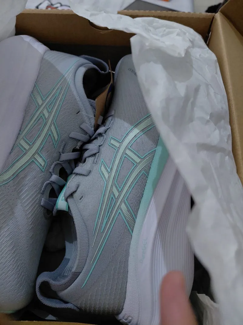 Sepatu running asics gel nimbus 27 photo 1