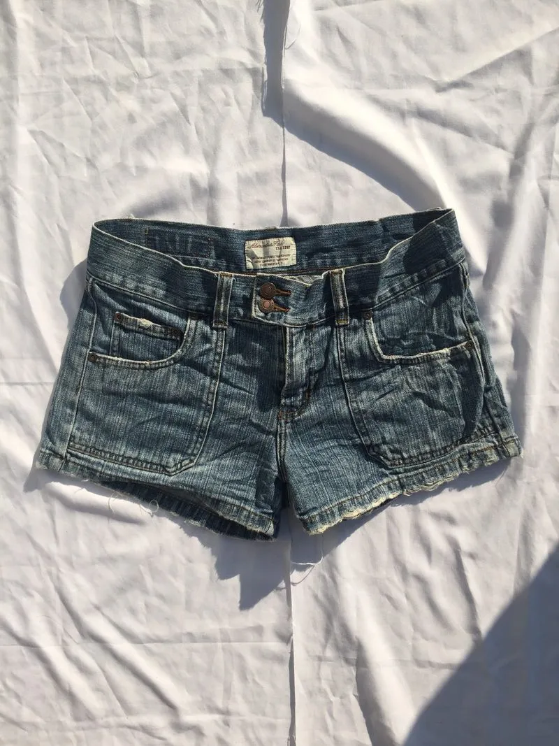 Abercrombie & Fitch photo 1