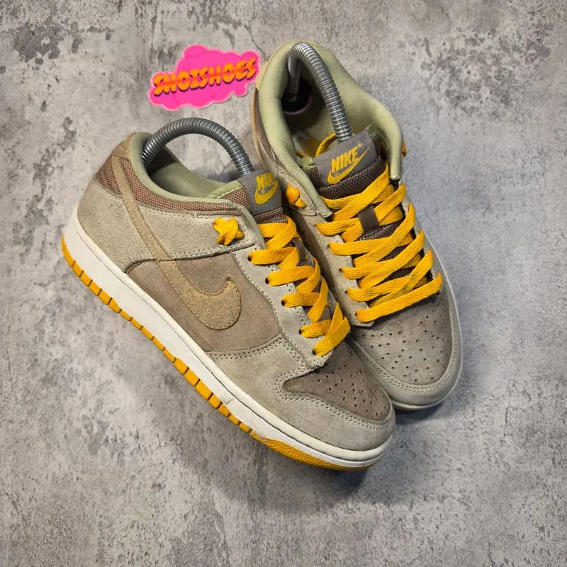 NIKE DUNK LOW DUSTY OLIVE photo 1