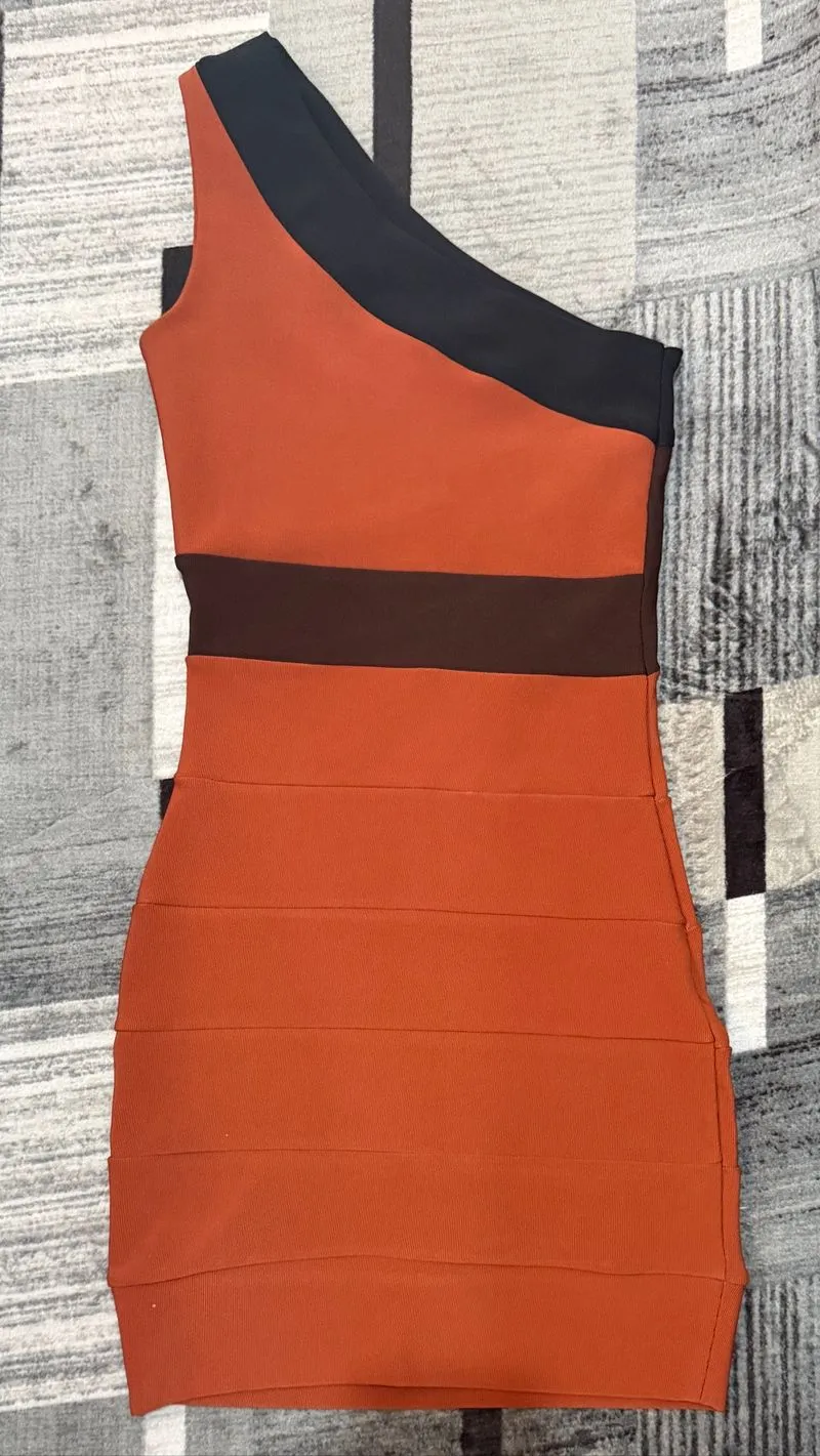 Mini dress press body  photo 1