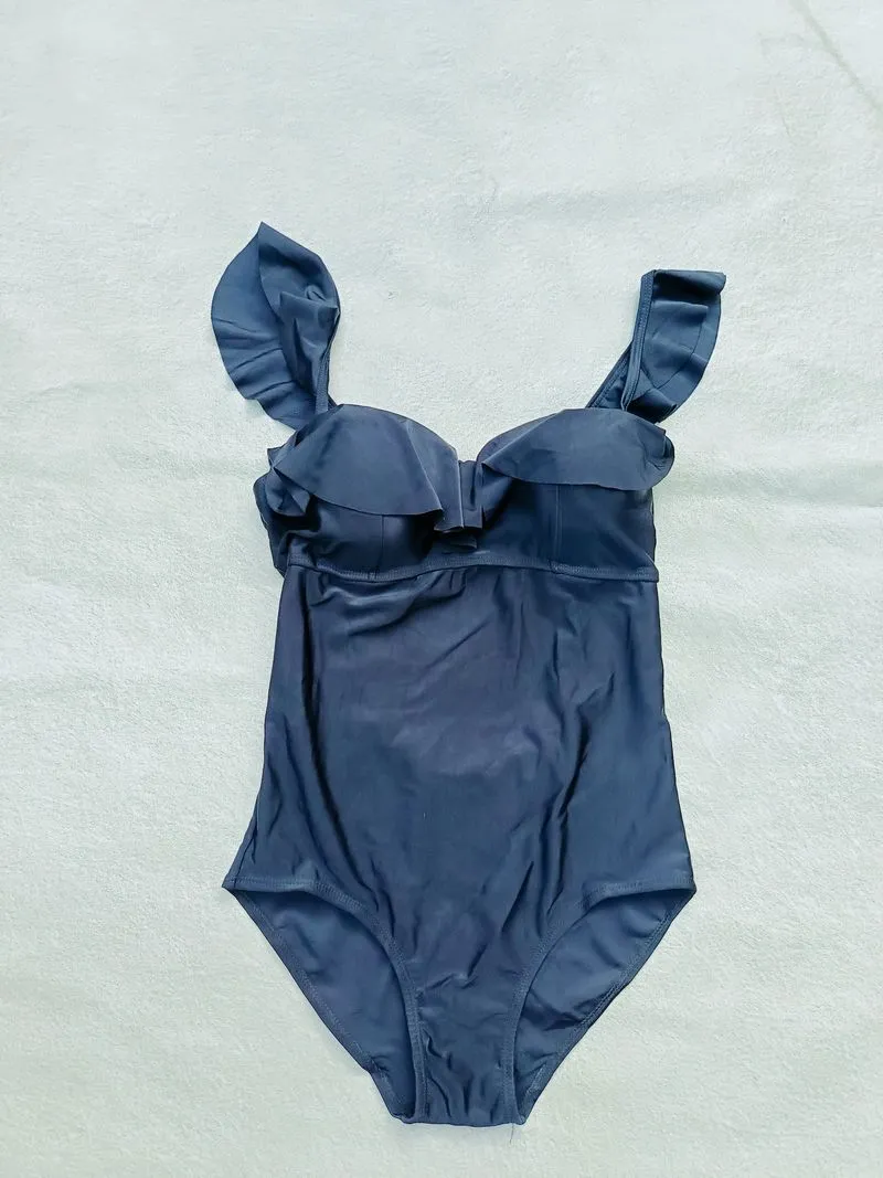 Swimsuit size xl.fit L photo 1