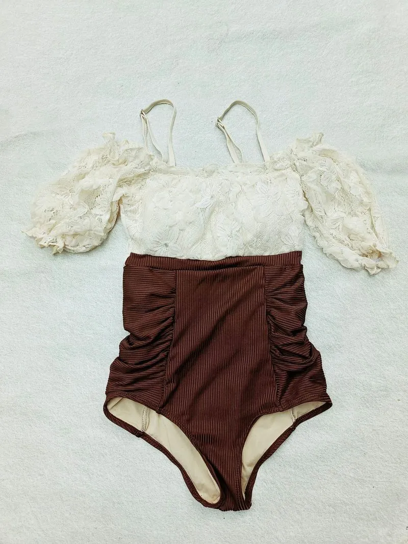 Swimsuit size m  photo 1
