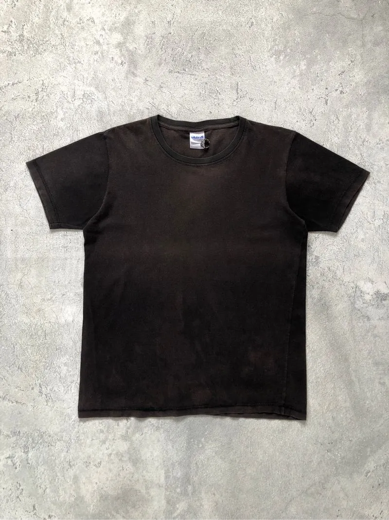 Gildan Faded Blank Tee photo 1