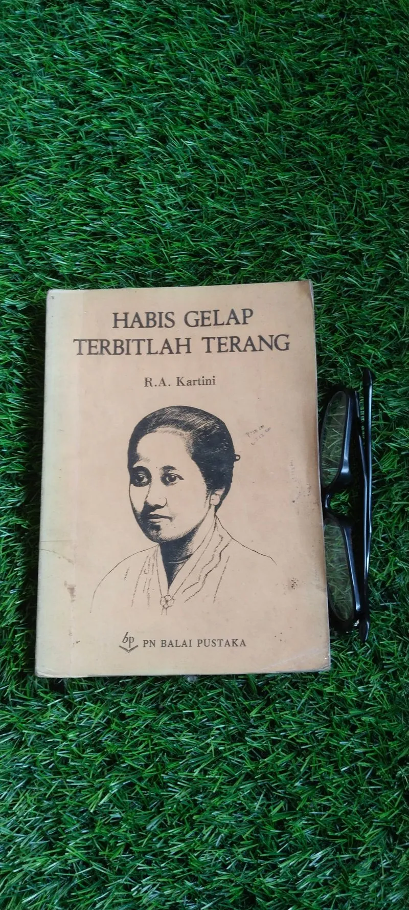 Habis Gelap Terbitlah Terang photo 1