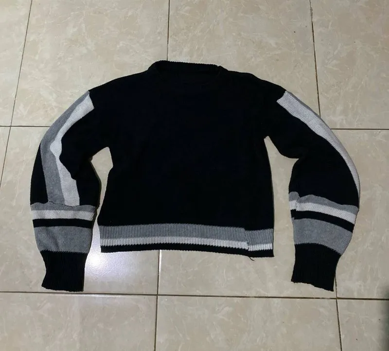Sweater photo 1