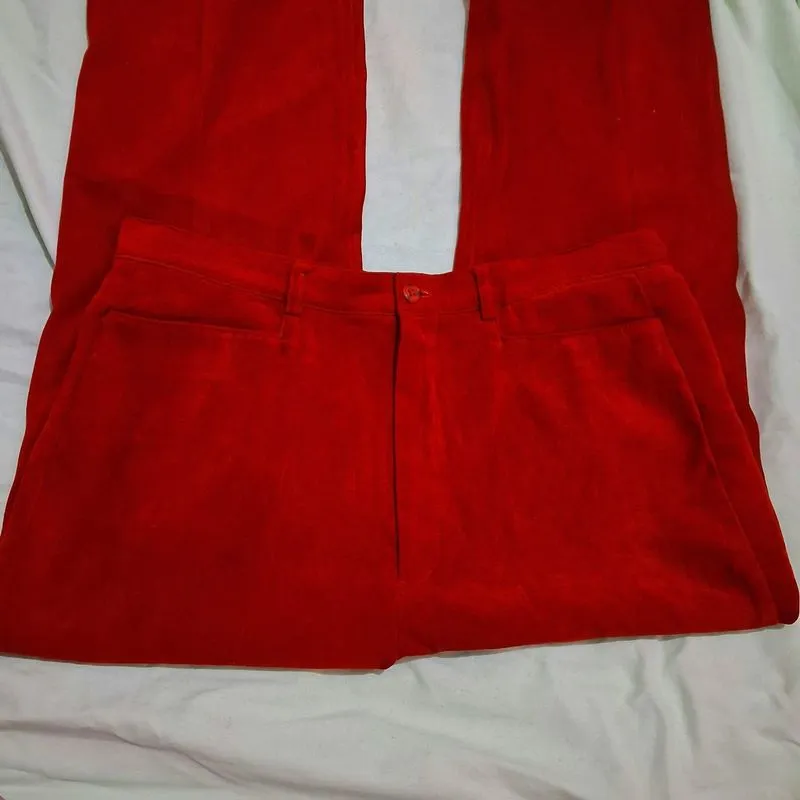 Red suede pants photo 1