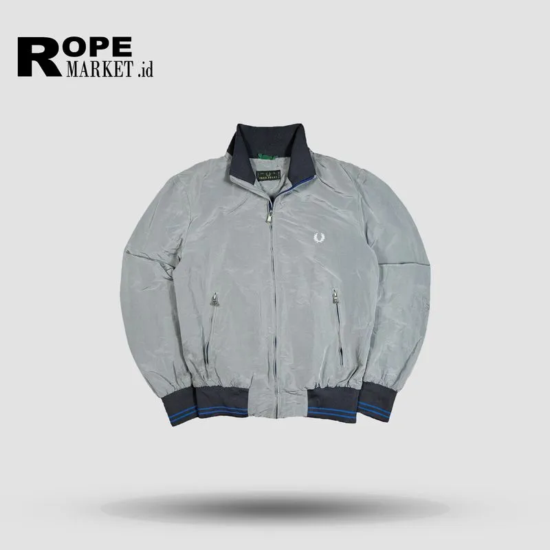 Veste FRED PERRY Gris Taile L International en Code 5355 photo 1