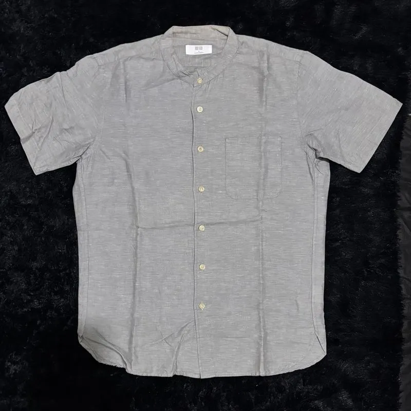 Uniqlo Grey Shirt photo 1