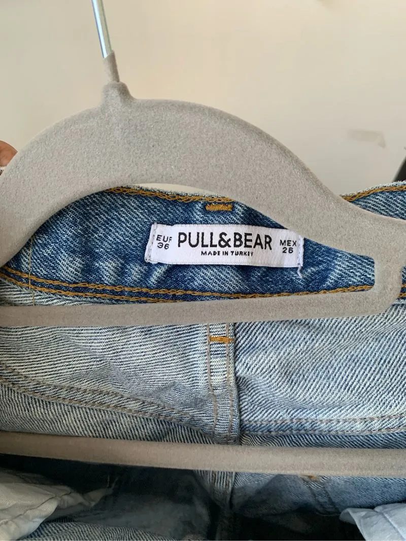 Ripped Jeans  photo 1