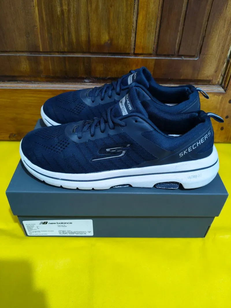 Skechers lite weight basic foam Blue White OG photo 1