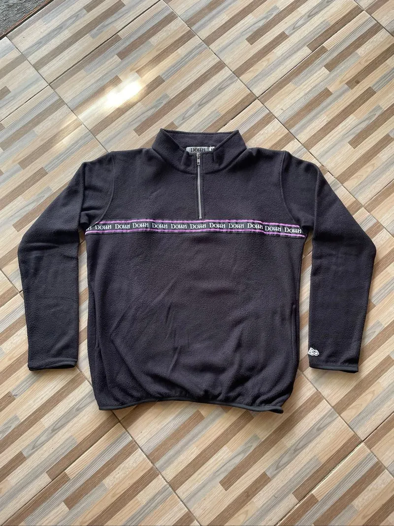 half zip ykk by Down Skateboard Indonesia photo 1