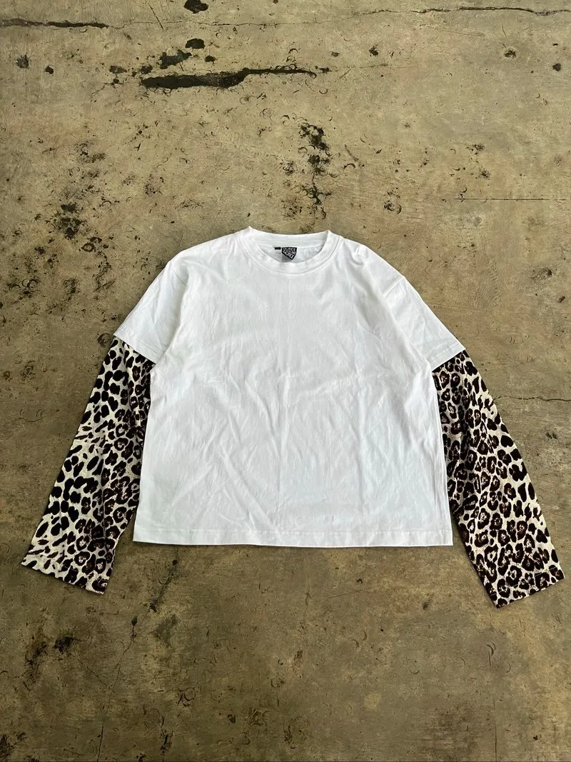 Layered Leopard White Tshirt Kaos Model Leopard photo 1