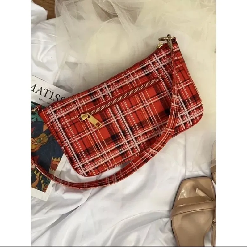 Indie Casual Shoulder bag Wanita red photo 1