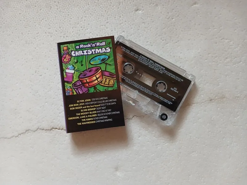 Kaset pita imprt rock n roll christmas photo 1