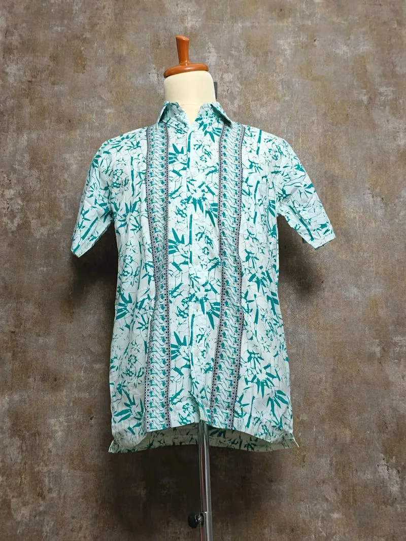 Kemeja hijau batik photo 1