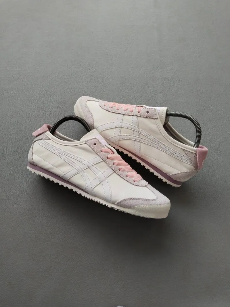 onitsuka photo 1