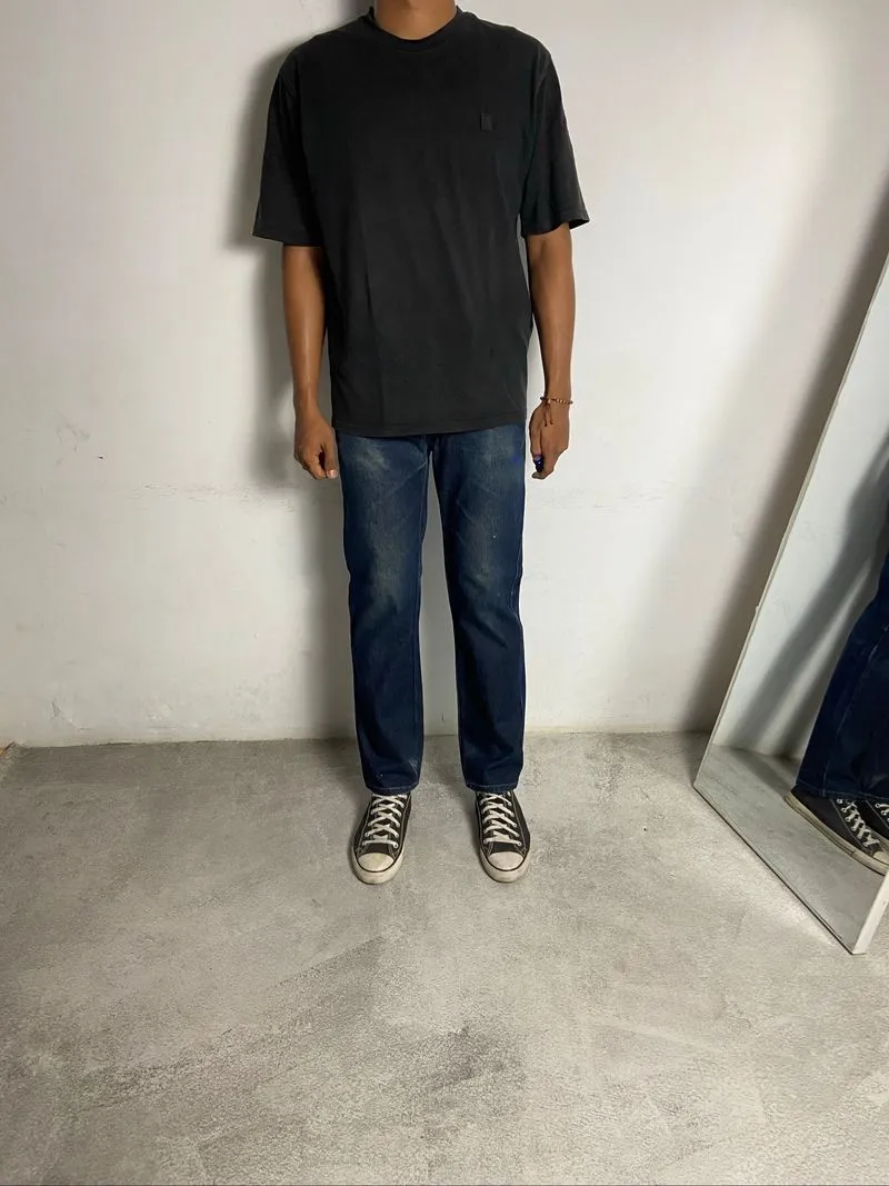 Uniqlo classic indigo jeans photo 1