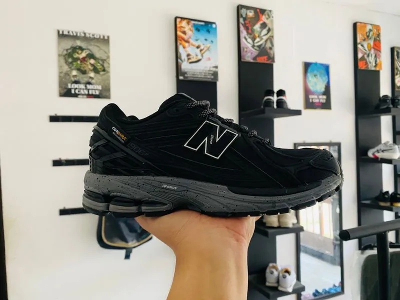 new balance 1906r cordura puch black photo 1