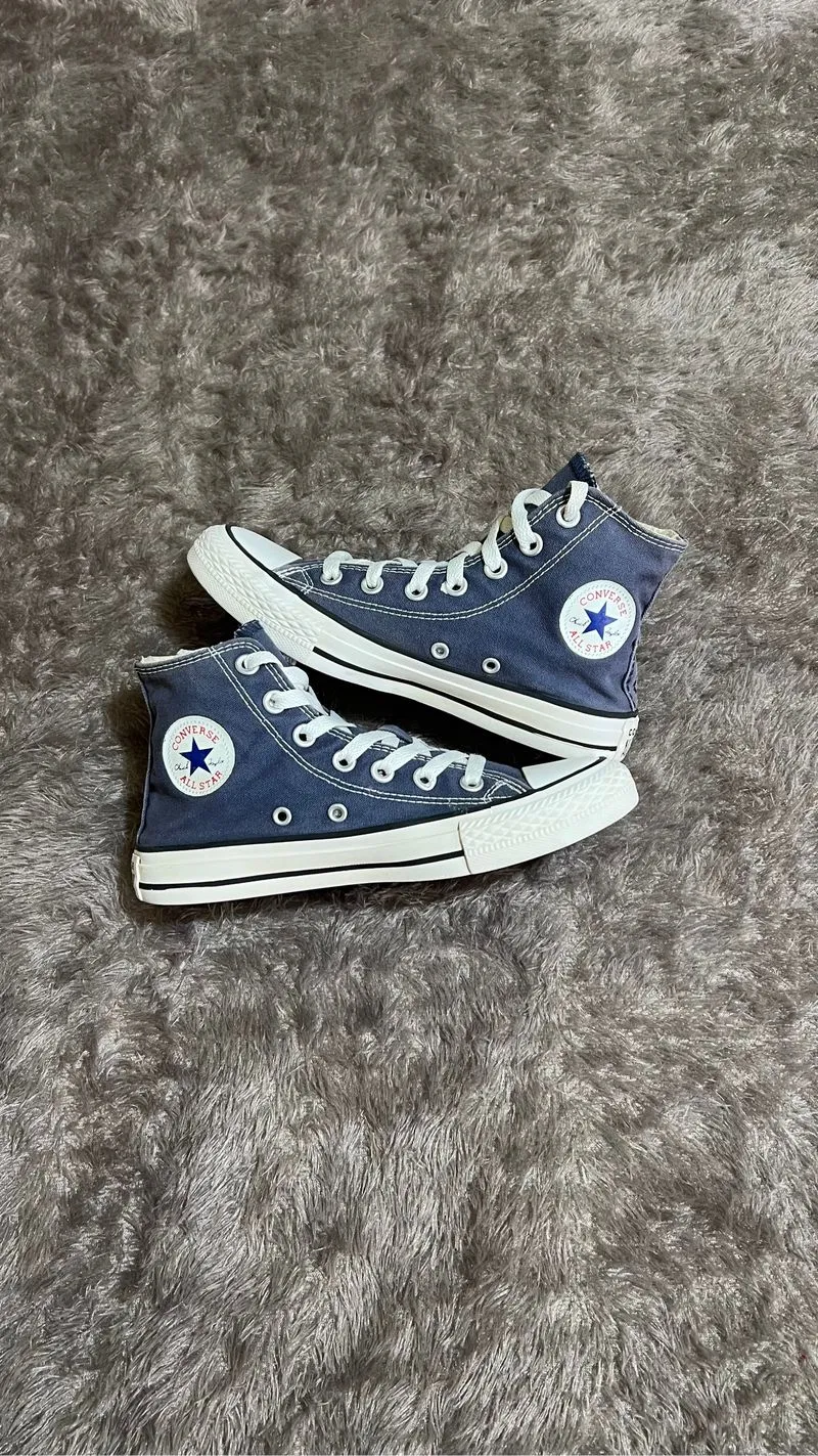 Converse Blue photo 1
