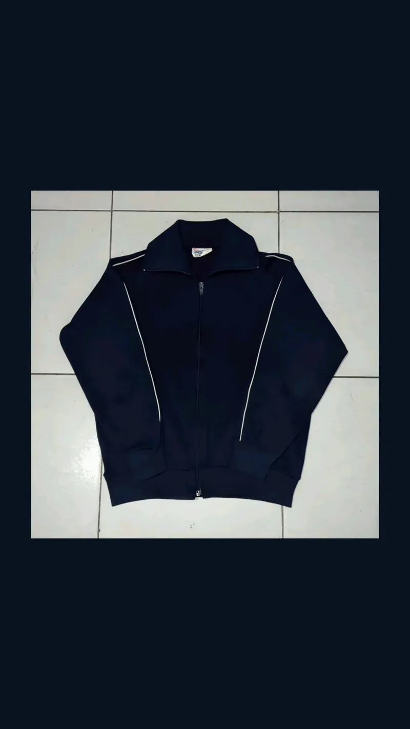 Tracktop ONITSUKA photo 1