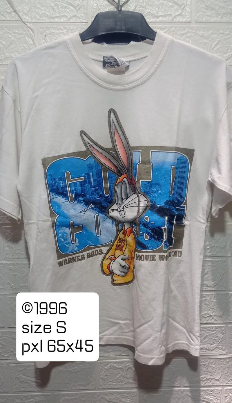 T shirt Loney tunes Movie World  photo 1