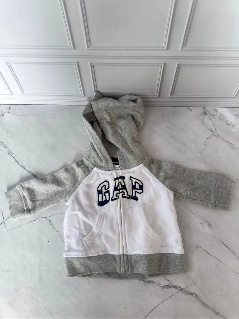 Preloved GAP baby hoodie  photo 1