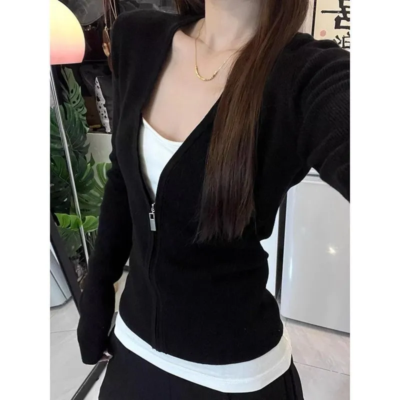 Cardigan Hitam Wanita photo 1