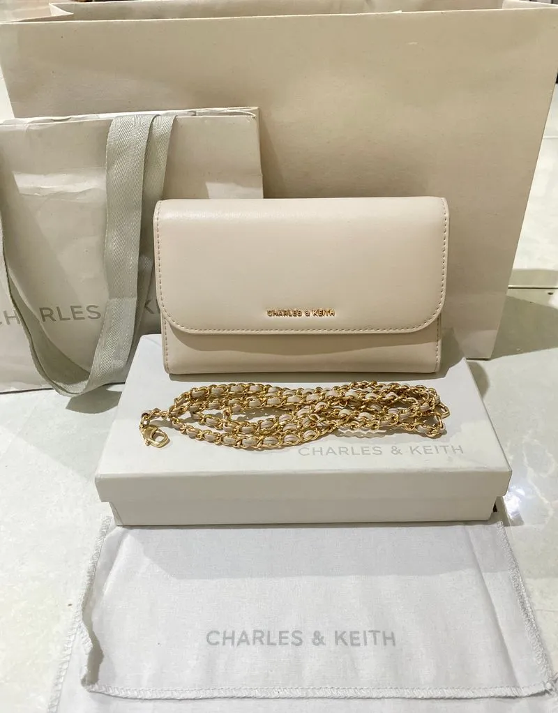 Tas Charles and Keith CnK WOC Original  photo 1