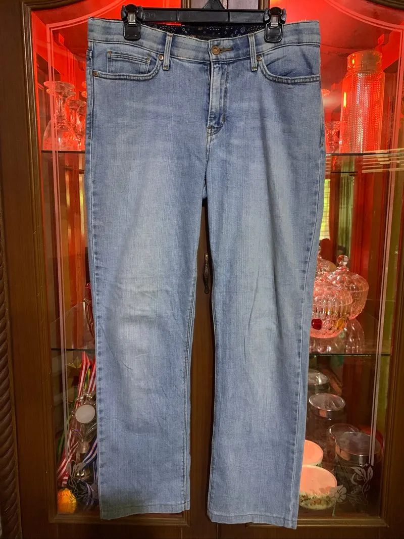 Levis 525 unisex tebal lembut photo 1