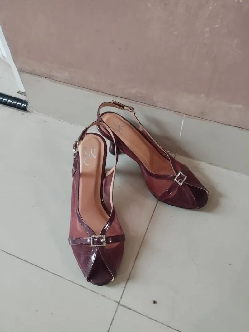 Heels Yongki Komaladi Merah 5 cm photo 1