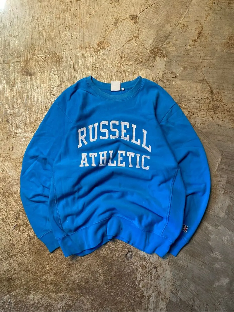 Sweetshirt photo 1