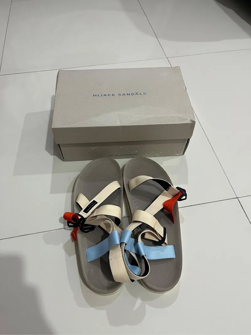 Hijack Sandals photo 1