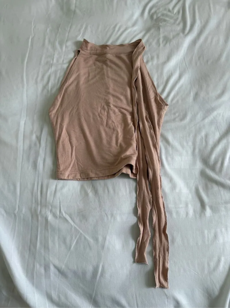 Pink Halter Top photo 1