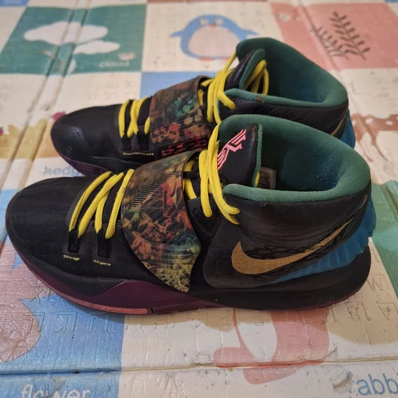 Sepatu Nike Kyrie 6 Size 43 / 27,5 cm photo 1
